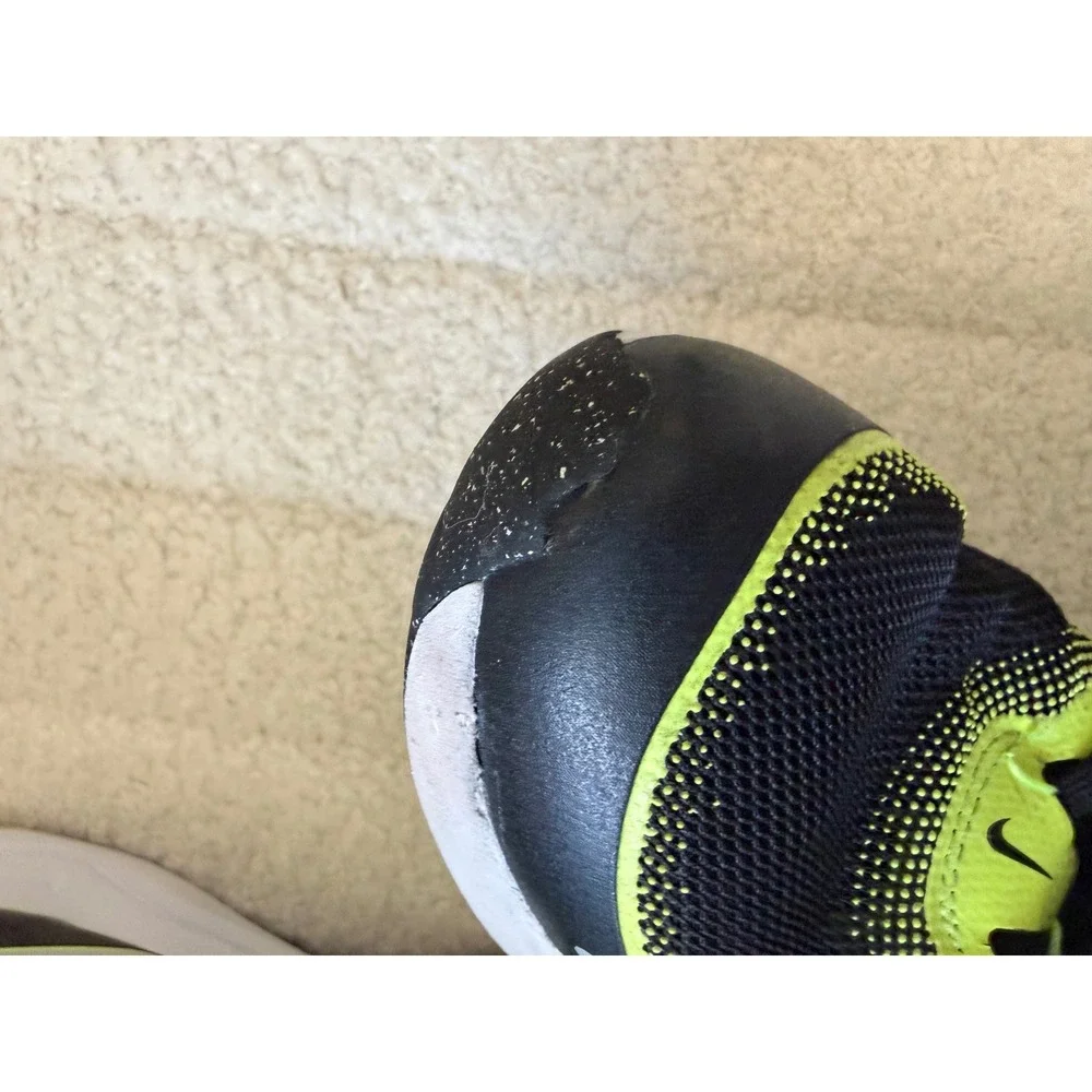Nike Star Runner 3 GS Black Neon Volt Kids Running Shoes Size 4.5Y